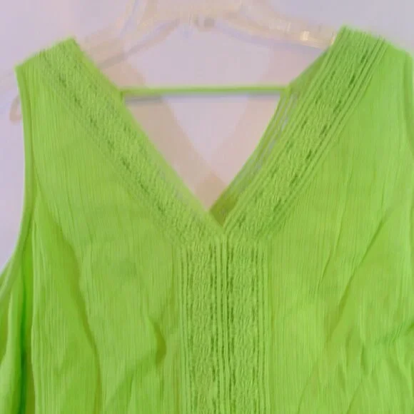 Catherines 0X Tank Top Blouse Green V Neck Top flowy - Picture 2 of 5